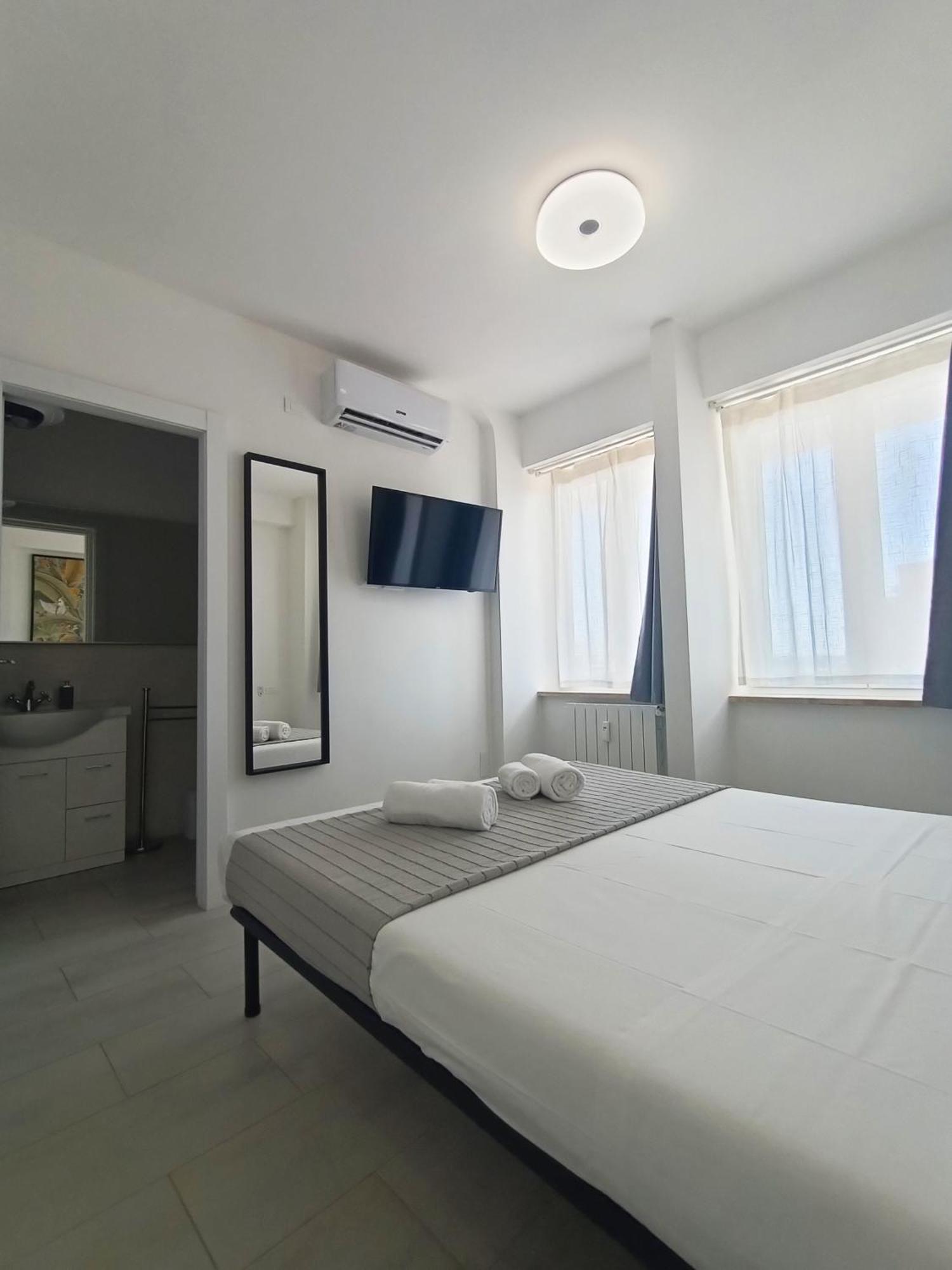 La Terrazza Sull'Appia By Hostand Appartement Rome Buitenkant foto